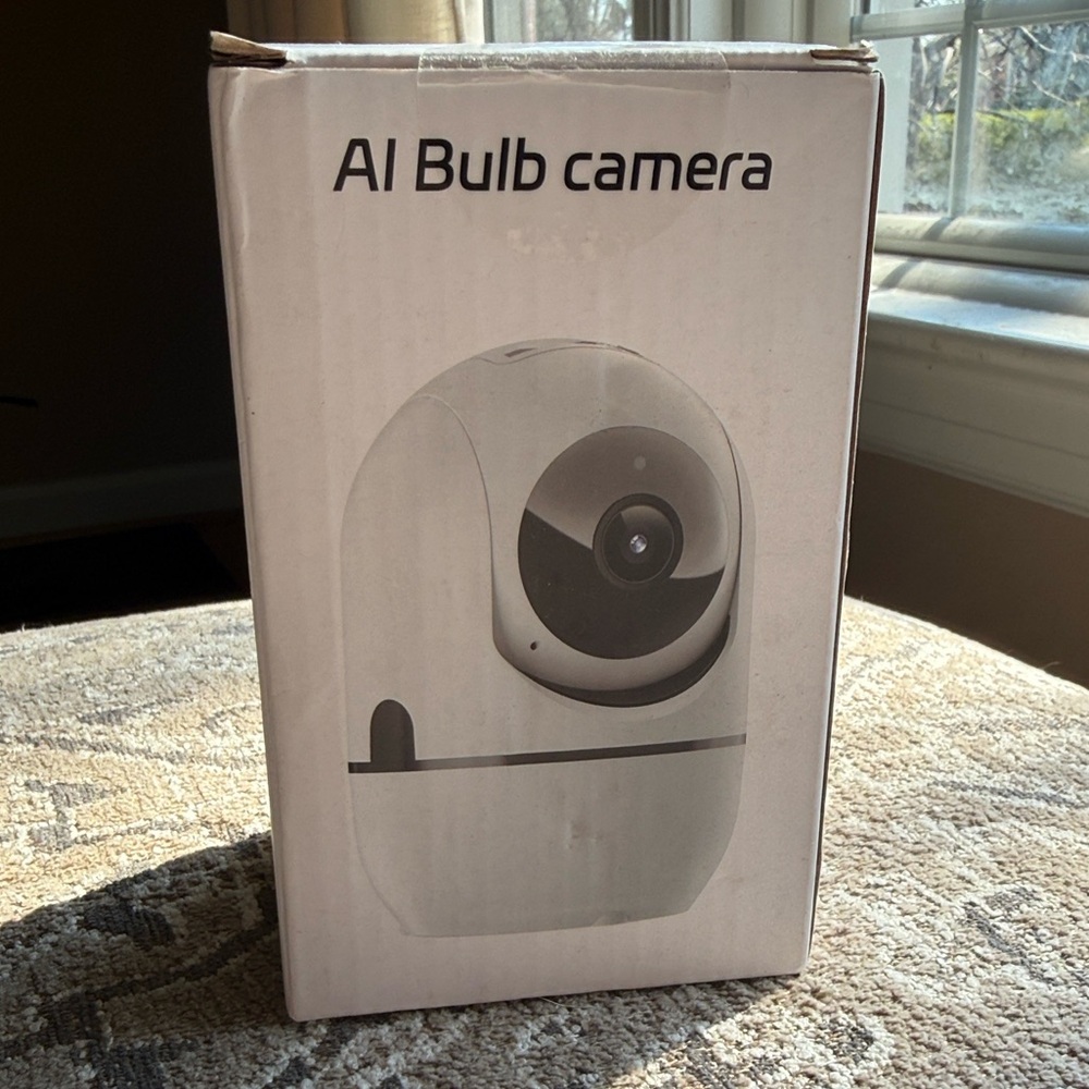 AI Bulb Camera - White Smart Security Camera